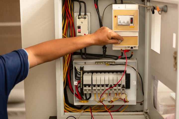 electrical-service-panel-1